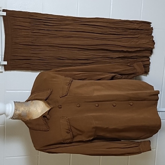 Soft Sueded Fabric Whipstitch Blouse Embroidered Vest Broomstick Skirt 3 Piece - Picture 4 of 16